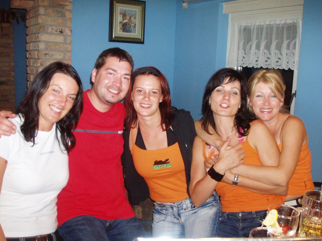 195_20061028 231603.JPG