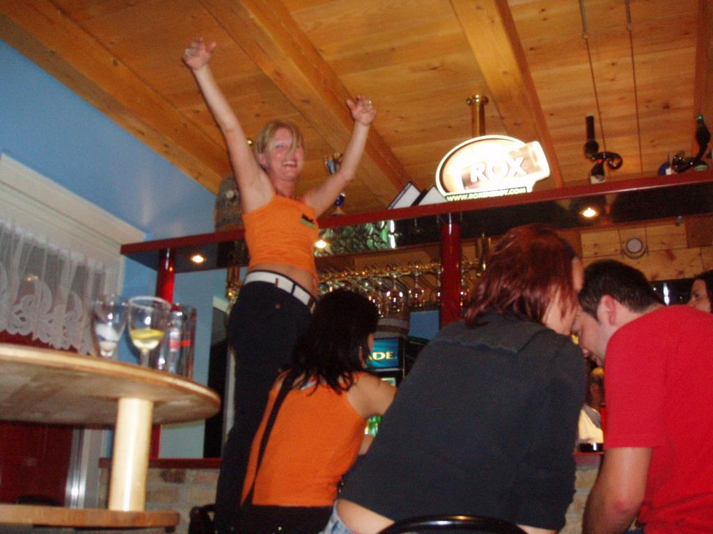 200_20061028 233206.JPG