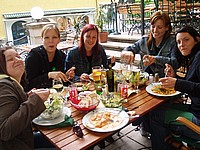 GirlsTour07_110.JPG