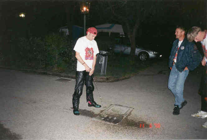 lig98-13.jpg (22068 Byte)