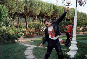 lig98-17.jpg (13340 Byte)