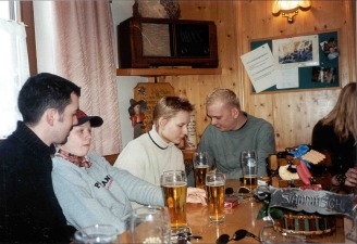 2000-003_Haus_kl.jpg (31698 Byte)