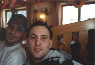 2000-006_Haus_kl.jpg (19814 Byte)