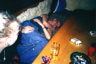 2000-057_Haus_kl.jpg (18415 Byte)