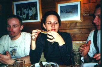 2000-070_Haus_kl.jpg (20387 Byte)