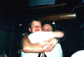 2000-100_Haus_kl.jpg (11450 Byte)