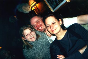 2000-102_Haus_kl.jpg (16456 Byte)