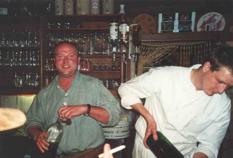 2000-113_Haus_kl.jpg (18763 Byte)