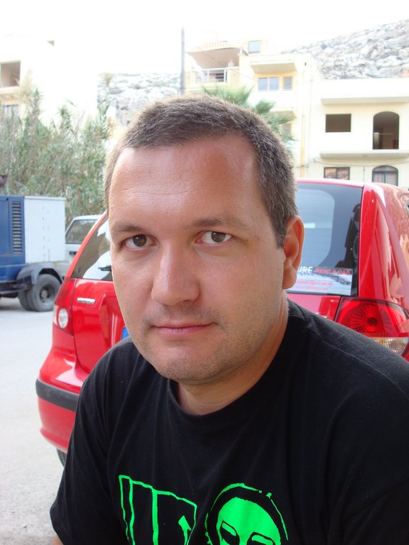 alex.jpg (12047 Byte)